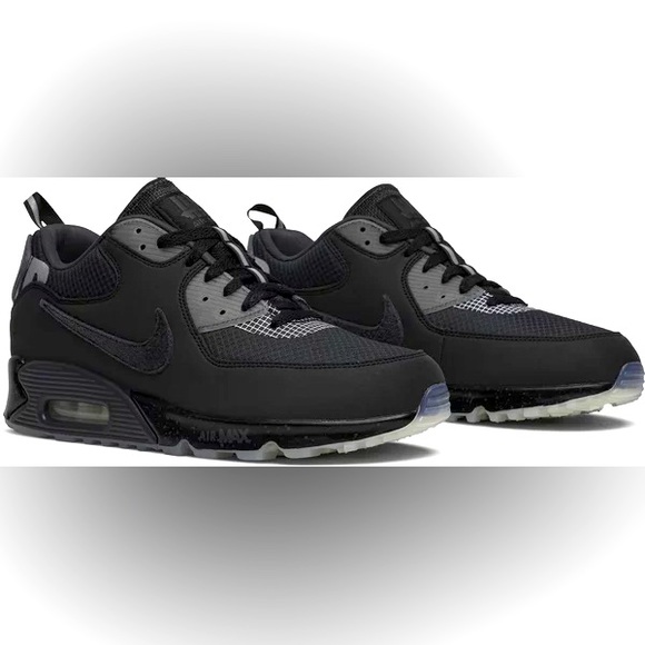 Undefeated x Air Max 90
